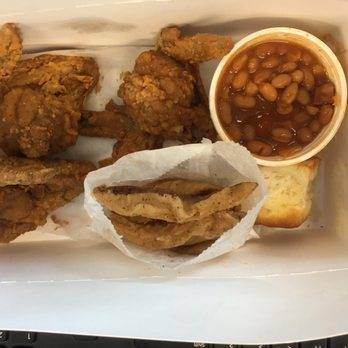 Lees Famous Recipe Chicken | restaurant | 1800 Carter Rd, Owensboro, KY 42301, USA | 2706830584 OR +1 270-683-0584