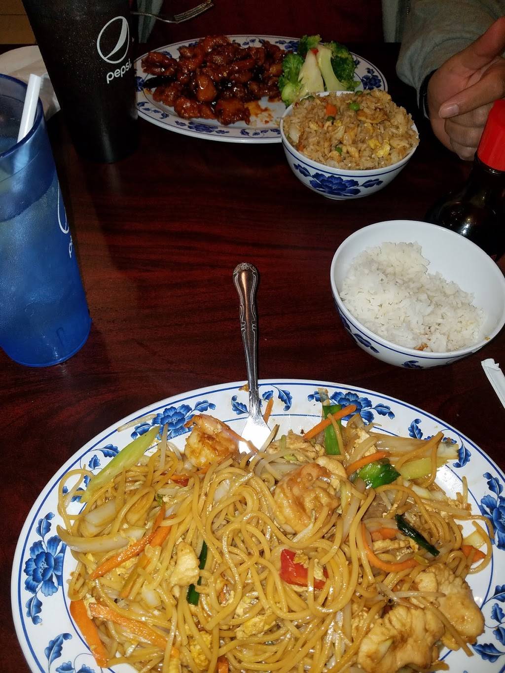 Golden China Cuisine | restaurant | 2032 Austin Hwy, San Antonio, TX 78218, USA | 2109718388 OR +1 210-971-8388