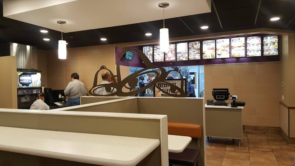 Taco Bell | meal takeaway | 751 E Main St, Stamford, CT 06902, USA | 2039697782 OR +1 203-969-7782