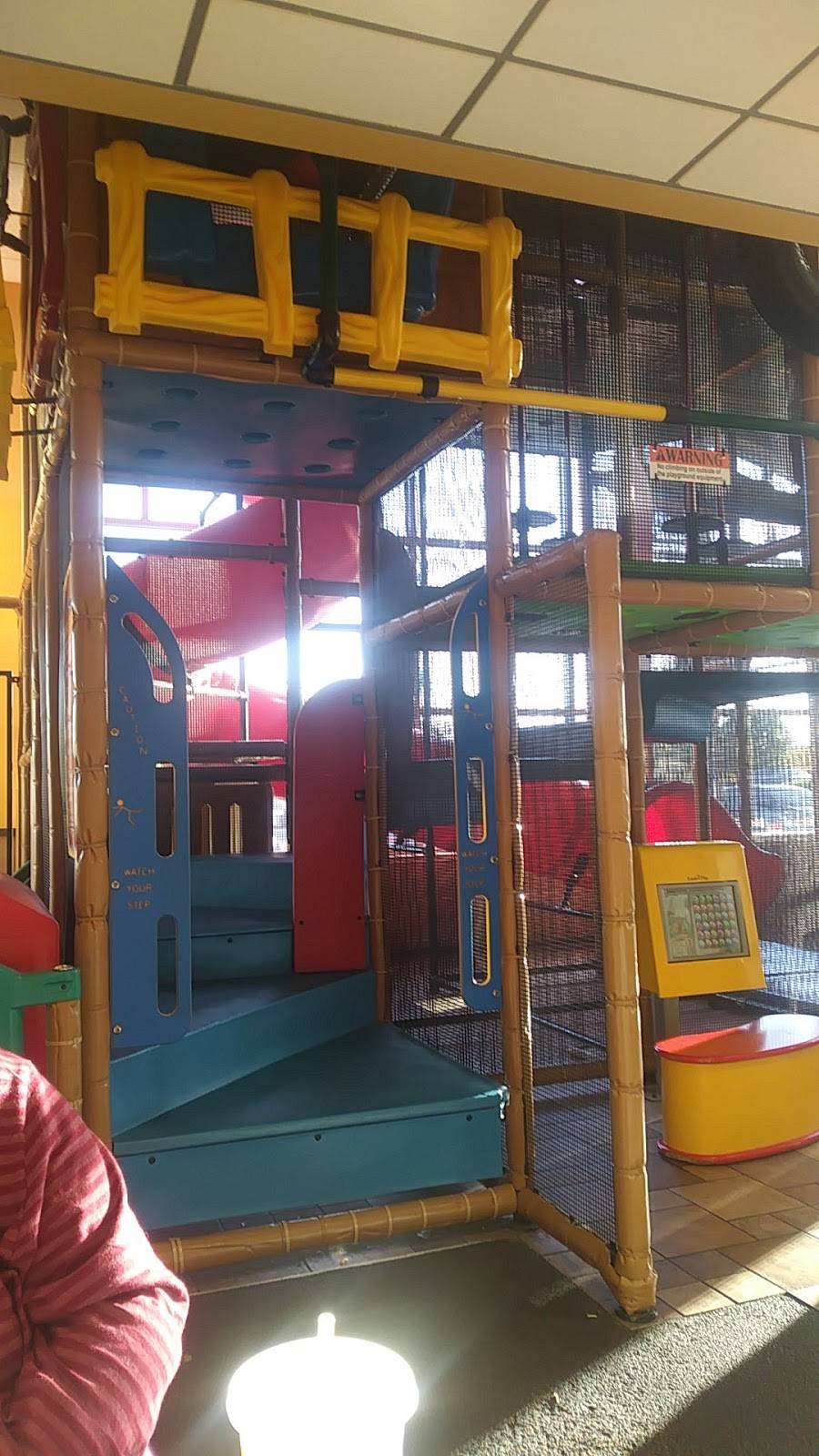 McDonalds | cafe | 5867 Wooster Pike, Medina, OH 44256, USA | 3307236096 OR +1 330-723-6096