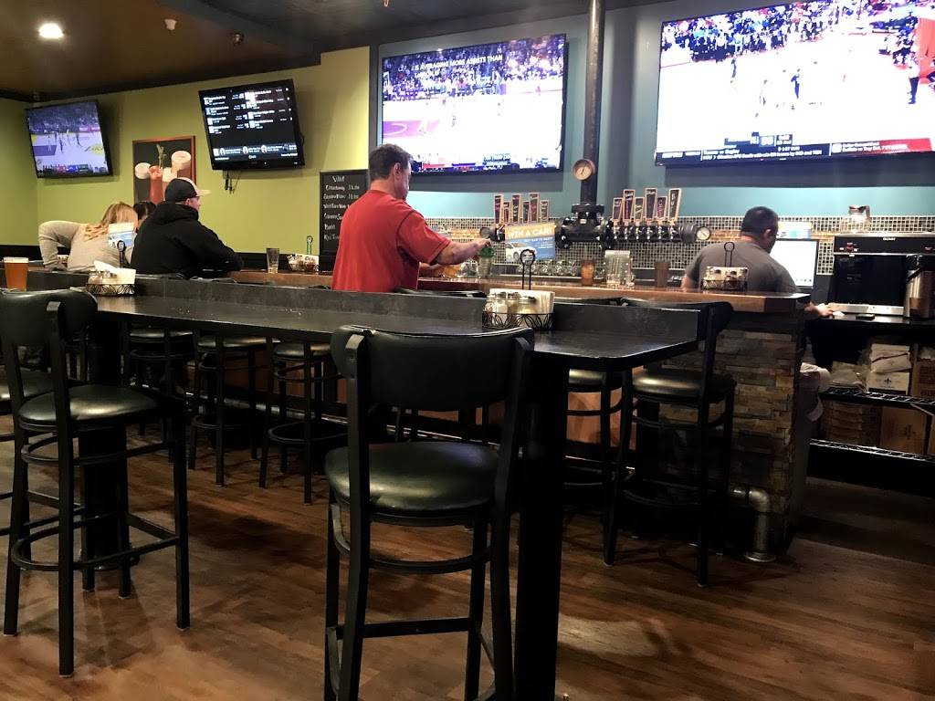 Round Table Clubhouse | meal delivery | 3045 Alamo Dr, Vacaville, CA 95687, USA | 7074461900 OR +1 707-446-1900