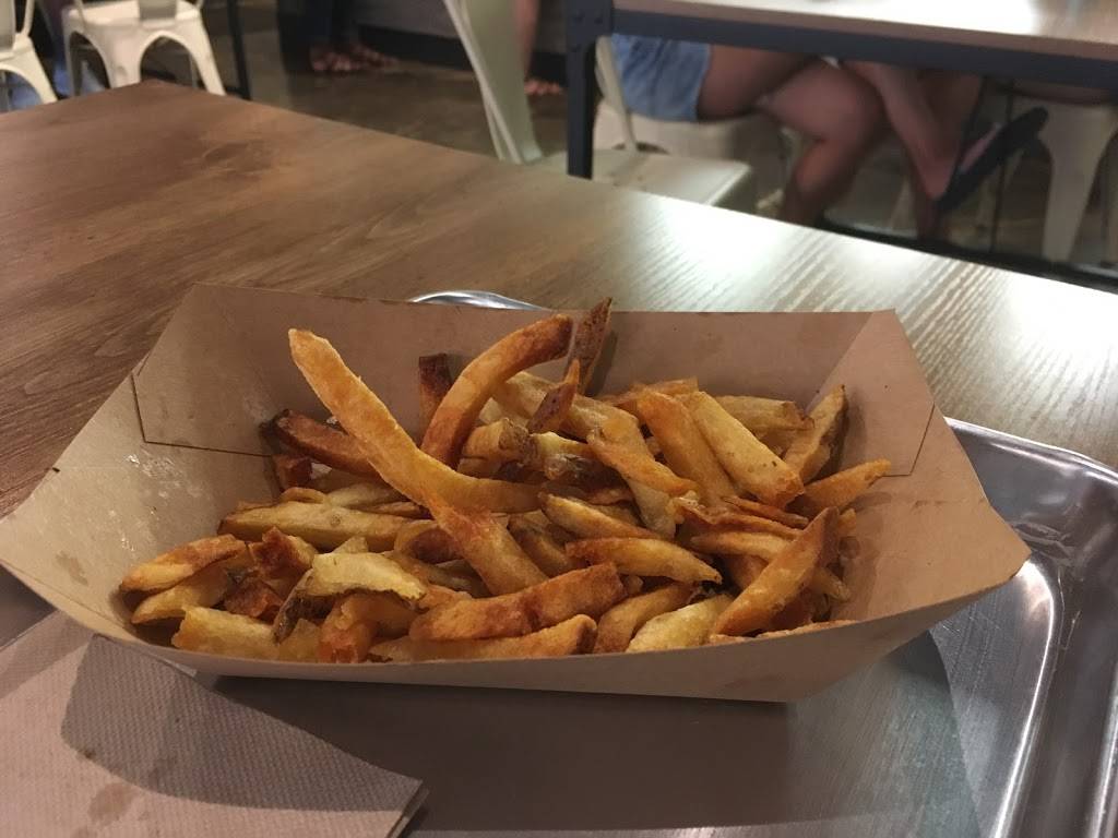 The Local Fry | restaurant | 711 W 40th St #152, Baltimore, MD 21211, USA | 6672102633 OR +1 667-210-2633