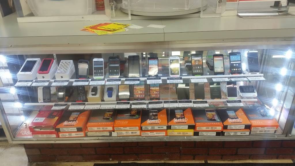 Sunkiss Cellular Boost Mobile | restaurant | 13535 Puritan Ave, Detroit, MI 48227, USA | 3132720100 OR +1 313-272-0100