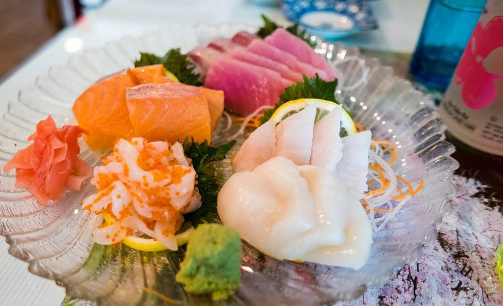 Sushi Luck Japanese Cuisine | restaurant | 112 Palmetto Ave #7480, Rockport, TX 78382, USA | 3617291960 OR +1 361-729-1960