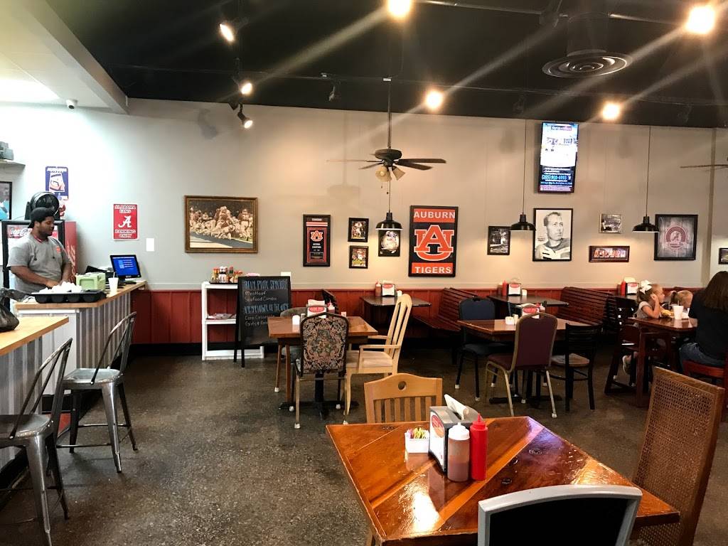 Golden Rule BBQ | restaurant | 309 Huntley Pkwy, Pelham, AL 35124, USA | 2056244461 OR +1 205-624-4461