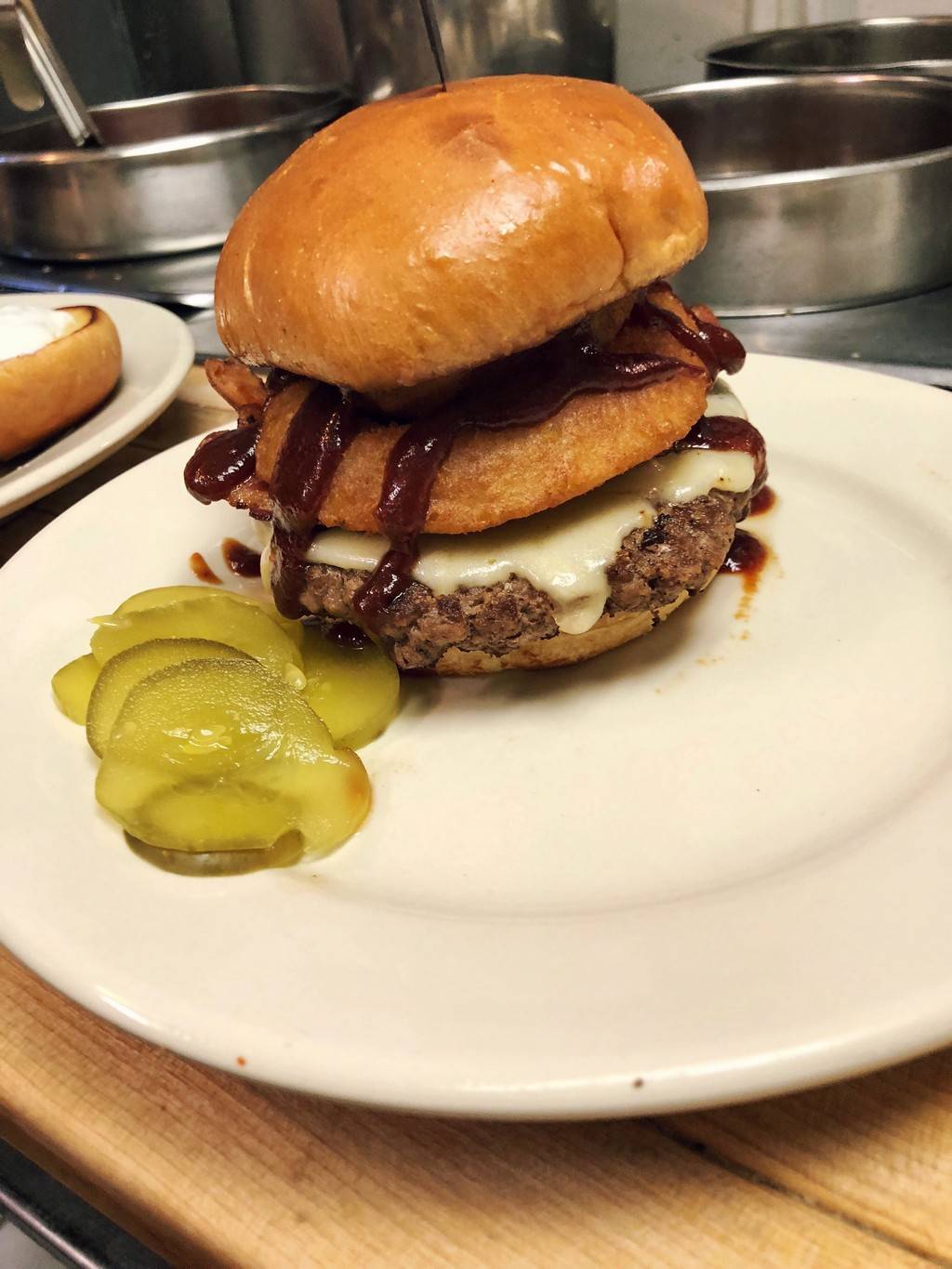 Stephens Old Village Restaurant | restaurant | 3323 Harrison Ave, Cincinnati, OH 45211, USA | 5136616840 OR +1 513-661-6840