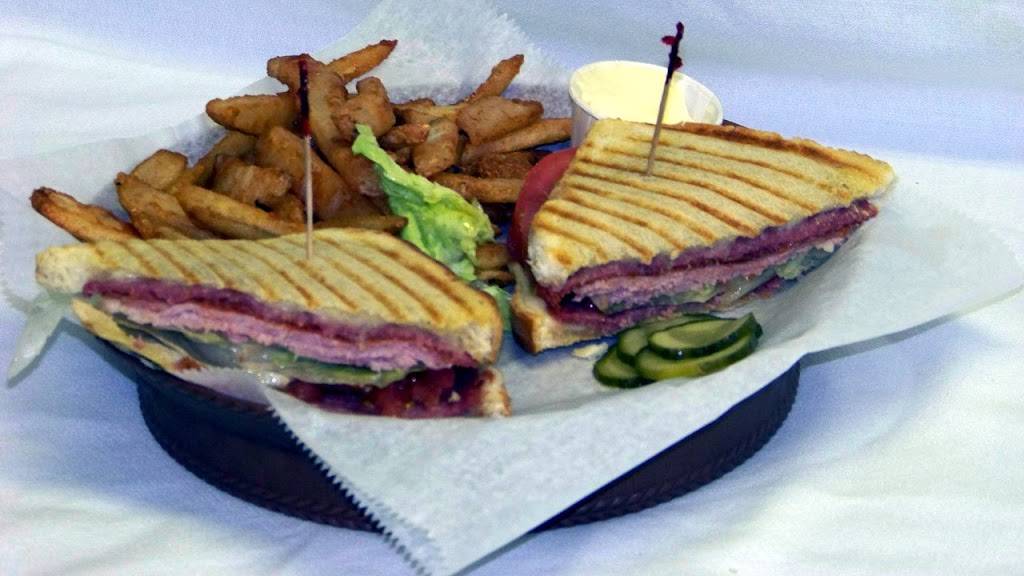 Ausable River Restaurant | restaurant | 412 Morenci Ave, Mio, MI 48647, USA | 9898263590 OR +1 989-826-3590