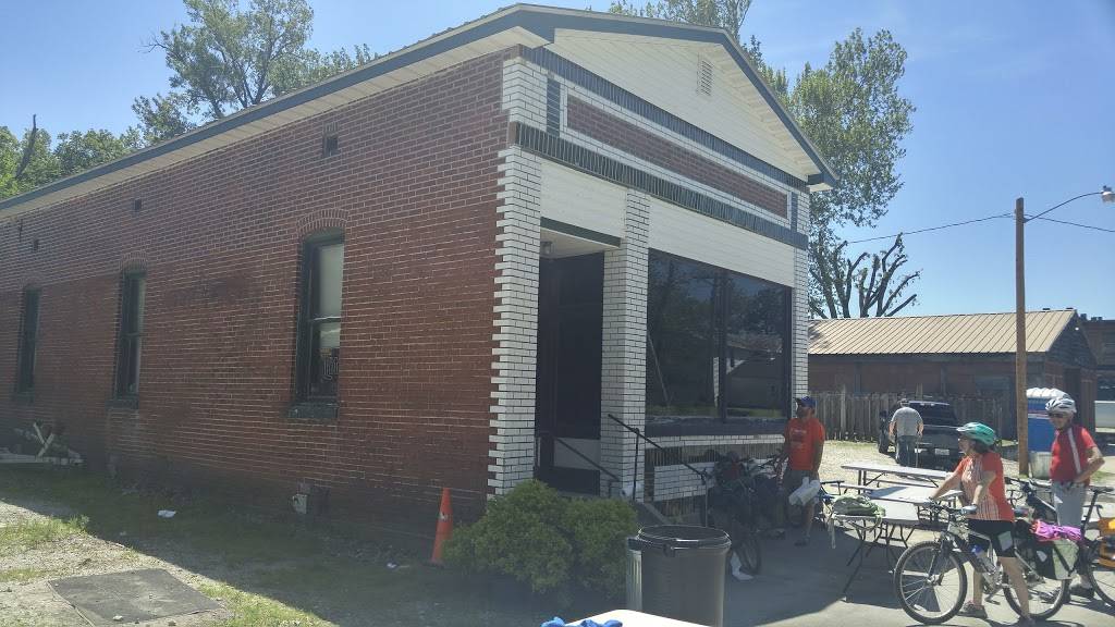 Treloar Bar & Grill | restaurant | 16698 Texas, Marthasville, MO 63357, USA | 6369324220 OR +1 636-932-4220