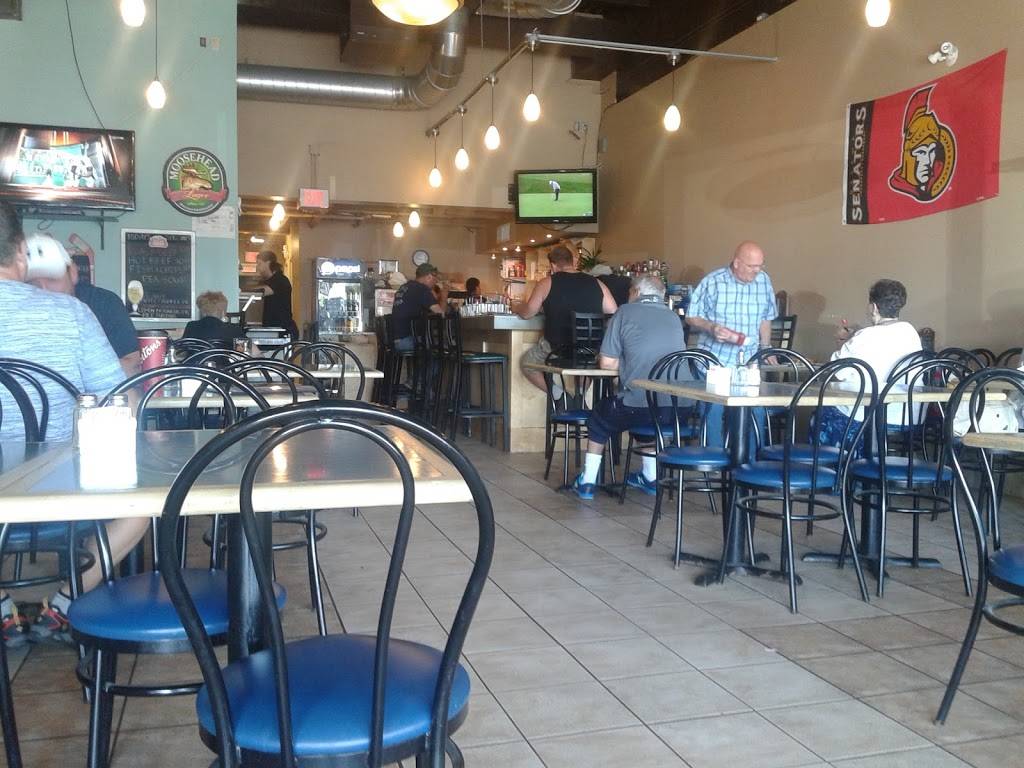 Dynasty Cafe & Bar | restaurant | 550 Montreal Rd, Ottawa, ON K1K 0V1, Canada | 6137446934 OR +1 613-744-6934
