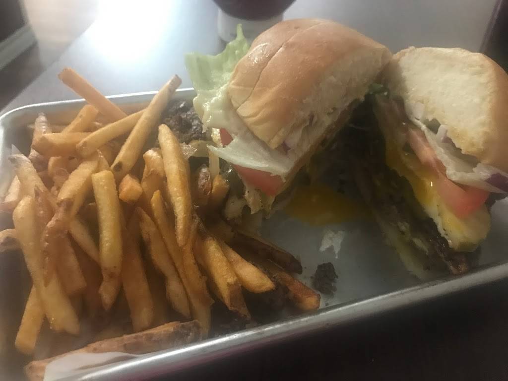 Brandis Country Kitchen | restaurant | 112 W Walnut St, Decatur, TX 76234, USA | 9405392954 OR +1 940-539-2954