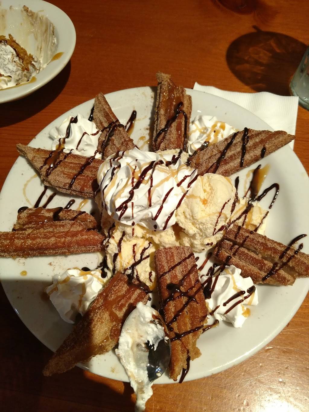 Sals Mexican Restaurant | restaurant | 2001 W Cleveland Ave F, Madera, CA 93637, USA | 5596737257 OR +1 559-673-7257