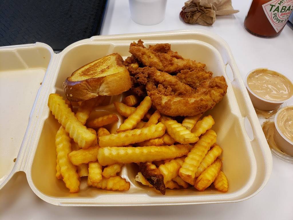 Guthries | restaurant | 1700 Capps Landing, Opelika, AL 36804, USA | 3342031970 OR +1 334-203-1970