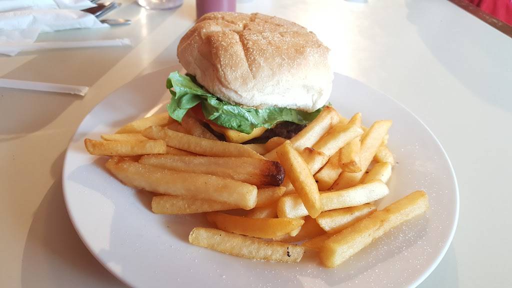 Bentleys at the Outhouse | restaurant | 200 Main St W, Hartselle, AL 35640, USA | 2567545188 OR +1 256-754-5188