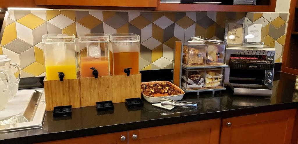 Hyatt Place Houston North 24-hour Cafe | restaurant | 300 Ronan Park Pl, Houston, TX 77060, USA | 2818206060 OR +1 281-820-6060