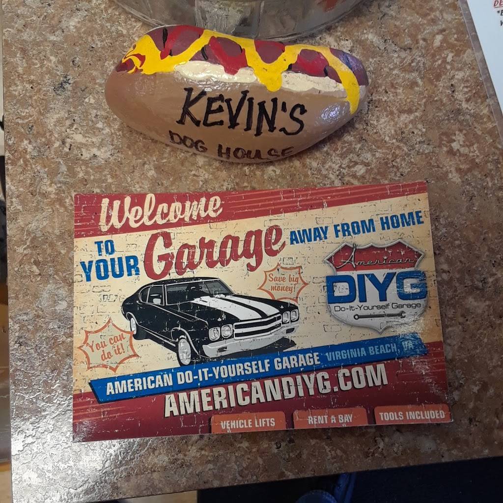 Kevins Dog House | restaurant | 5011 Cleveland St, Virginia Beach, VA 23462, USA | 7579611689 OR +1 757-961-1689