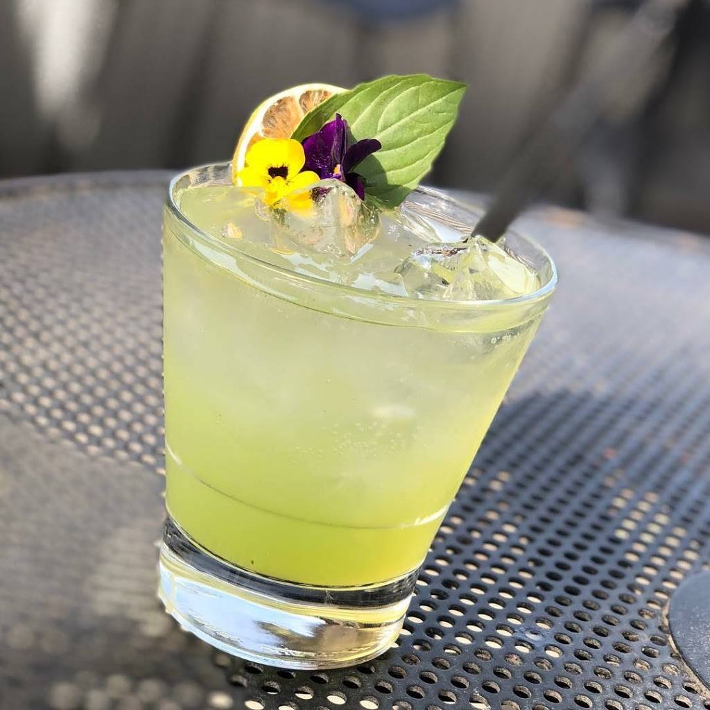 Malones Grille | restaurant | 4402 Scotts Valley Dr, Scotts Valley, CA 95066, USA | 8314382244 OR +1 831-438-2244