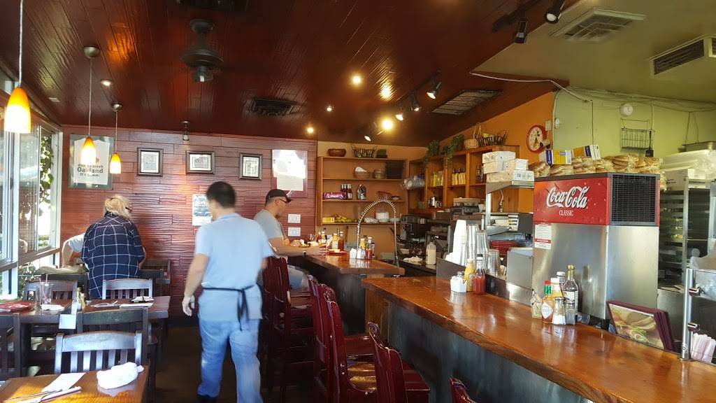 Sparkys Giant Burgers | restaurant | 4120 Redwood Rd, Oakland, CA 94619, USA | 5105315617 OR +1 510-531-5617