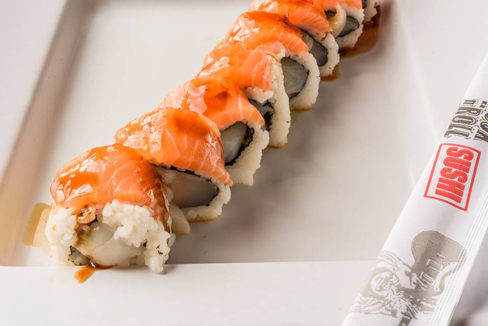 Rock n Roll Sushi Jackson | restaurant | 2046 Pleasant Plains Extension Suite A, Jackson, TN 38305, USA | 7312401400 OR +1 731-240-1400