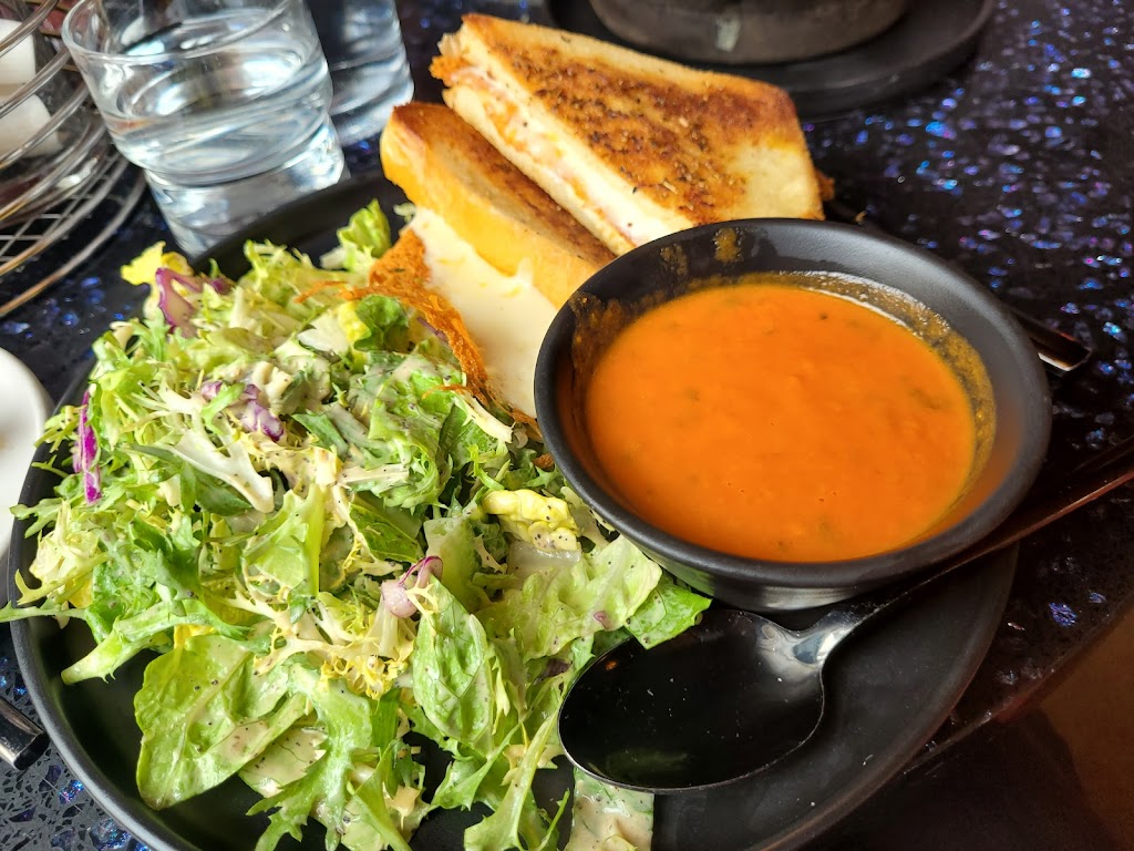 The Mercury Diner | restaurant | 621 Parsons Ave, Columbus, OH 43206, USA | 6148523036 OR +1 614-852-3036