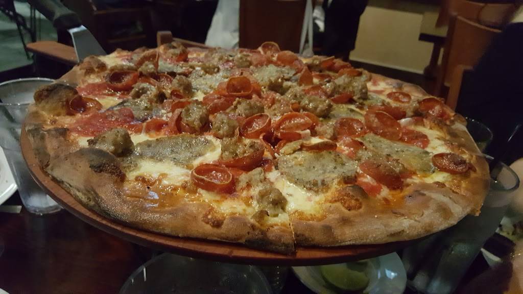 Sicilian Oven | restaurant | Boca Village Square, 21170 St Andrews Blvd #9, Boca Raton, FL 33433, USA | 5617509772 OR +1 561-750-9772