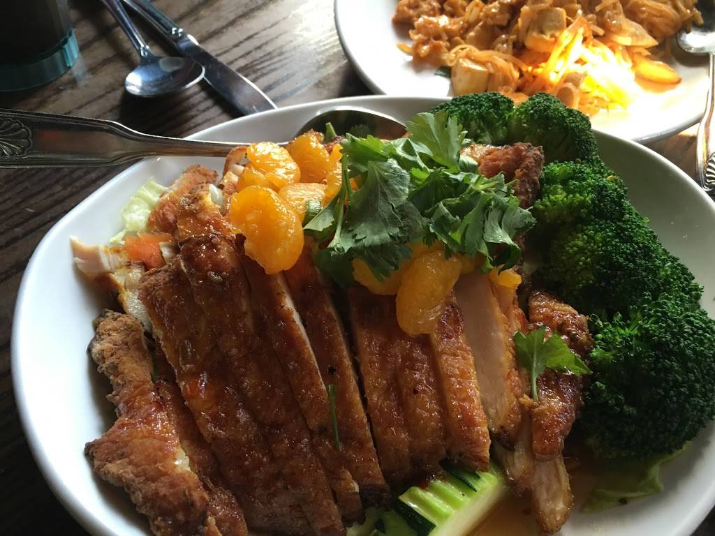 Thai Spoon Restaurant | restaurant | 3890 Truxel Rd #600, Sacramento, CA 95834, USA | 9165759010 OR +1 916-575-9010