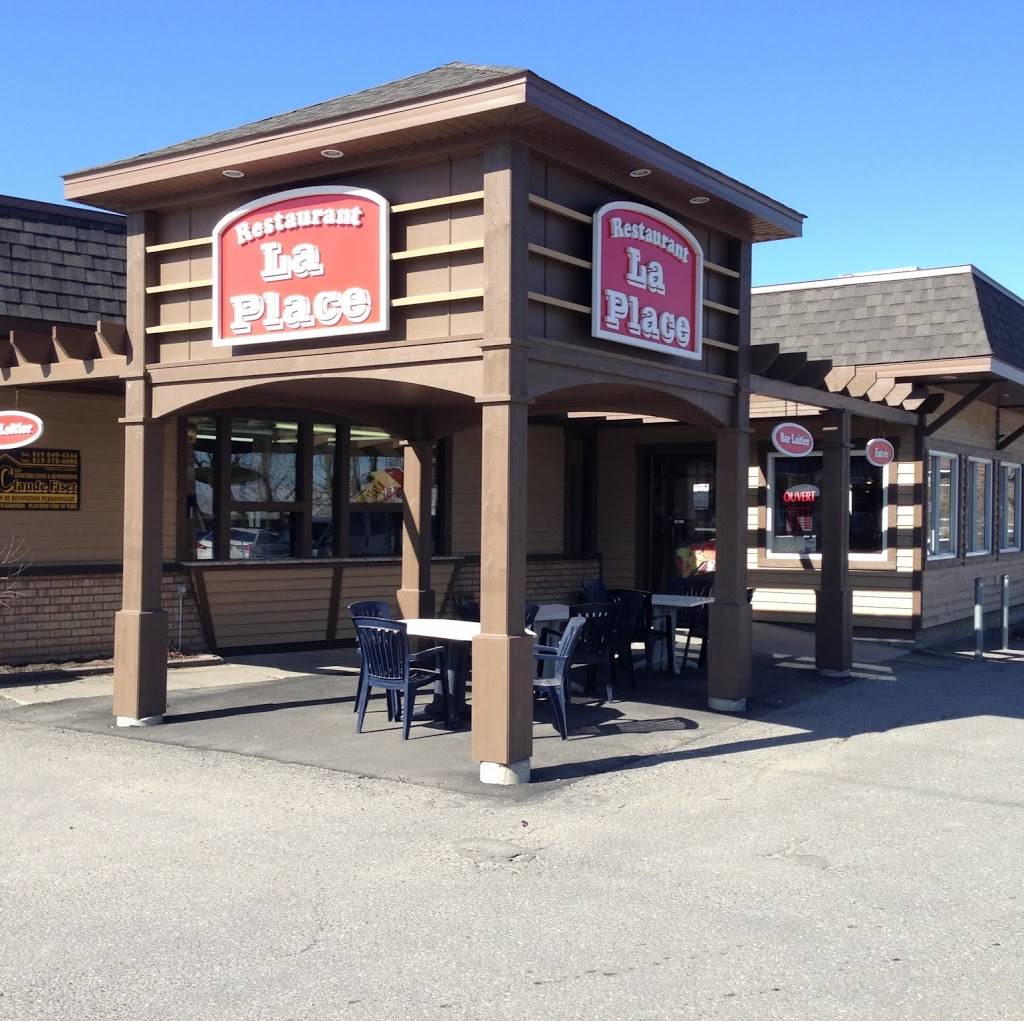 Restaurant La Place | restaurant | 20 St Jacques S, Coaticook, QC J1A 2N7, Canada | 8198496123 OR +1 819-849-6123
