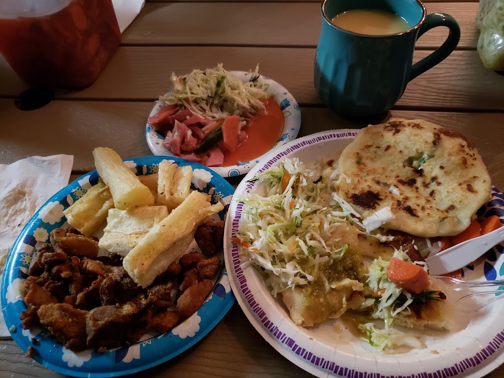 Chile Lindo | restaurant | 321S301901022001, Pensacola, FL 32504, USA | 8505259092 OR +1 850-525-9092