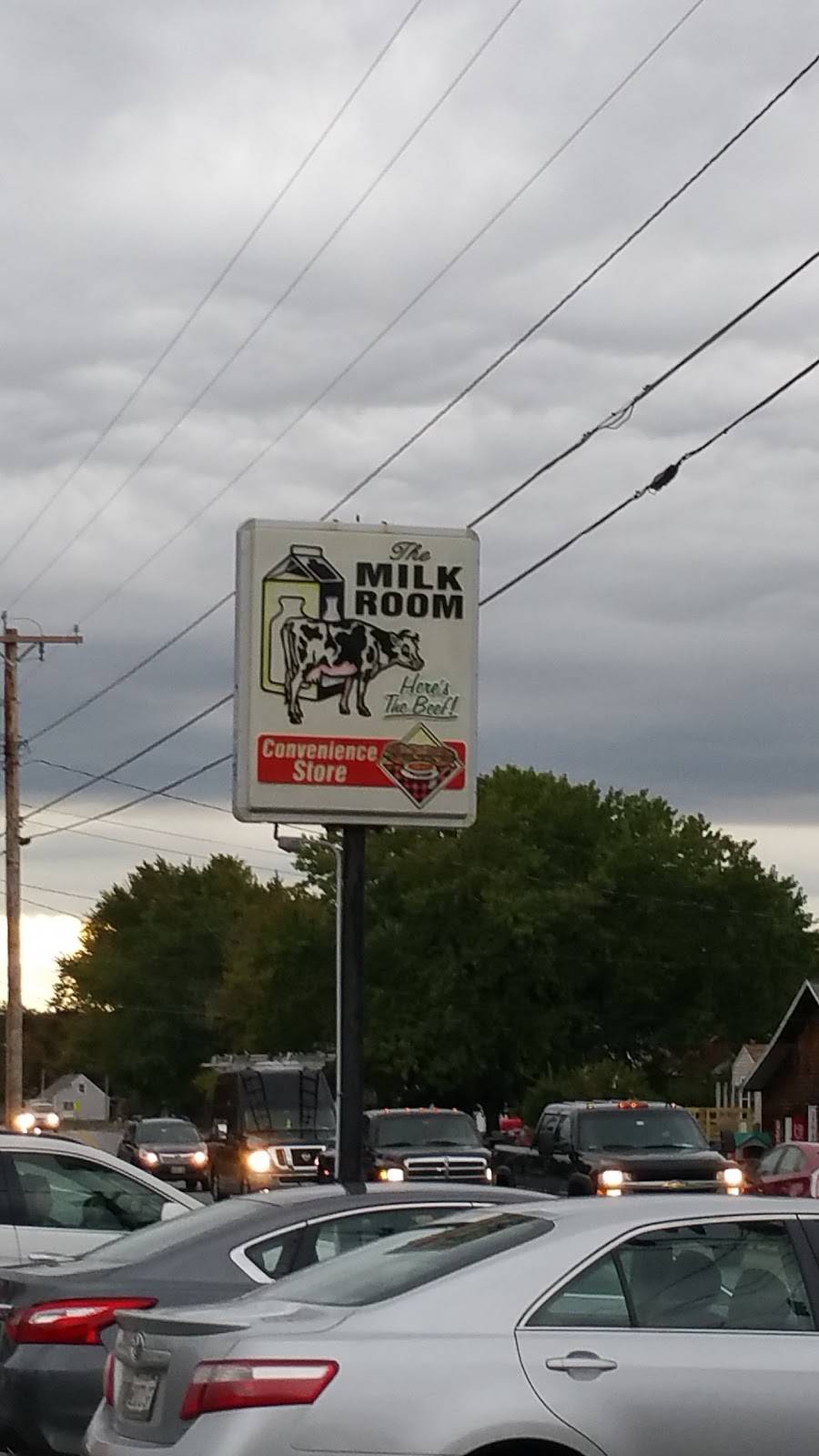 The Milk Room | restaurant | 934 Main St, Waterboro, ME 04087, USA | 2072474849 OR +1 207-247-4849