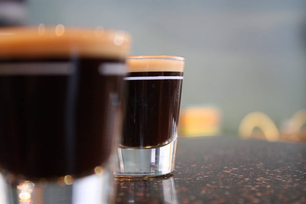 Nixons Coffee House | cafe | 871 Englewood Pkwy, Englewood, CO 80110, USA | 3035045224 OR +1 303-504-5224