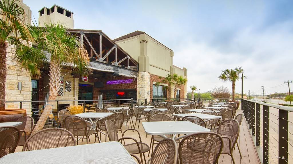 Fat Daddys Sports & Spirits | restaurant | 781 W Debbie Ln, Mansfield, TX 76063, USA | 8174530188 OR +1 817-453-0188