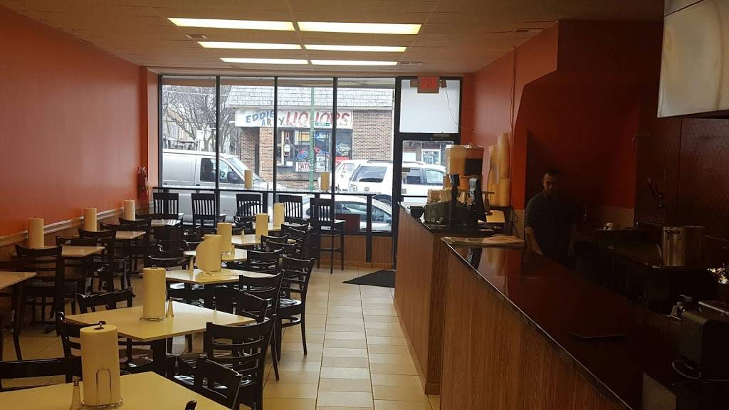 The Golden Village Mexican Restaurant | restaurant | 3619 W North Ave, Chicago, IL 60647, USA | 7733608134 OR +1 773-360-8134