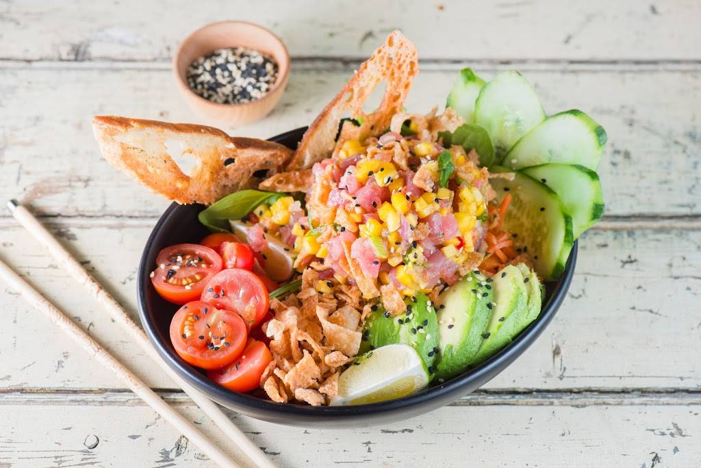 SHAKER | restaurant | 1100 Boulevard Maloney O #73, Gatineau, QC J8T 6G3, Canada | 8195618888 OR +1 819-561-8888