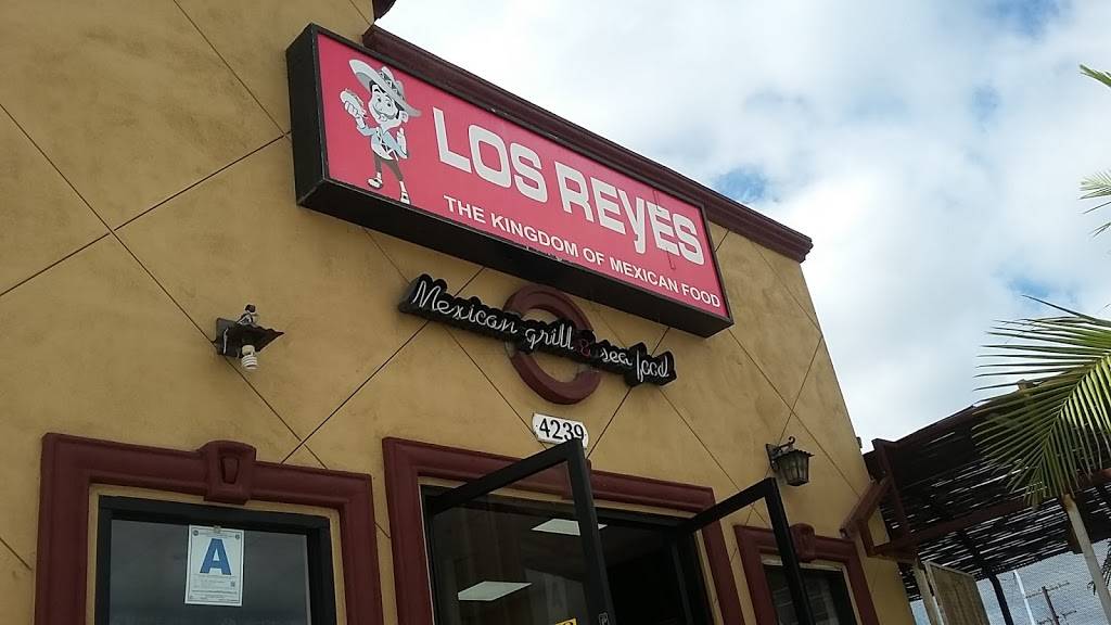 Los Reyes Mexican Food | restaurant | 4239 Market St, San Diego, CA 92102, USA | 6192665151 OR +1 619-266-5151