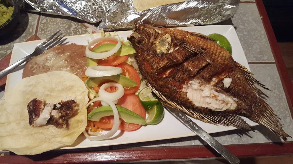 La Cabana Mexican Bar and Grill | restaurant | 2060 S Bay St, Eustis, FL 32726, USA | 3523574600 OR +1 352-357-4600