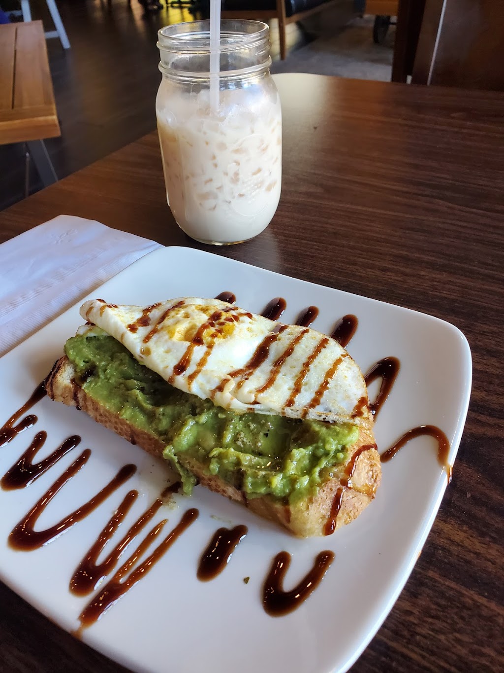 Citizen Vine | restaurant | Located inside Citizen Vine, 845 Twelve Bridges Dr suite 145, Lincoln, CA 95648, USA | 9164092361 OR +1 916-409-2361