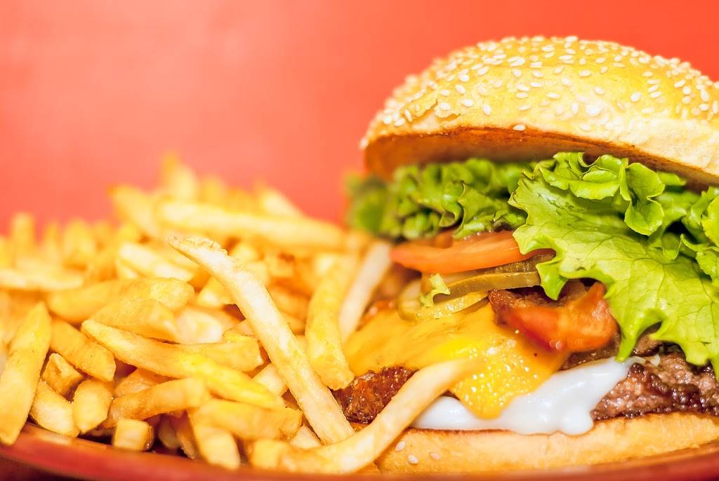 Starks Bar & Grill | restaurant | 3125 Dodd Rd, Eagan, MN 55121, USA | 6514548251 OR +1 651-454-8251