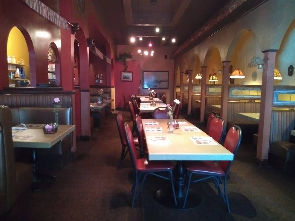 Monas Italian Restaurant | restaurant | 5156 Waring Rd, San Diego, CA 92120, USA | 6192862242 OR +1 619-286-2242