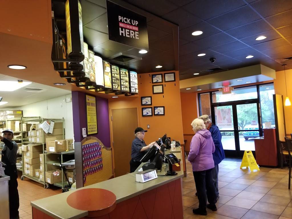 Taco Bell | meal takeaway | 931 N Wales Rd, North Wales, PA 19454, USA | 2154127621 OR +1 215-412-7621