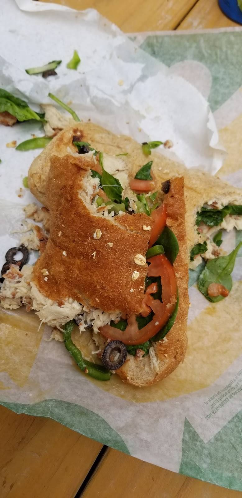 Subway Restaurants | restaurant | 1530 Femoyer St, Lackland AFB, TX 78236, USA | 2102672992 OR +1 210-267-2992