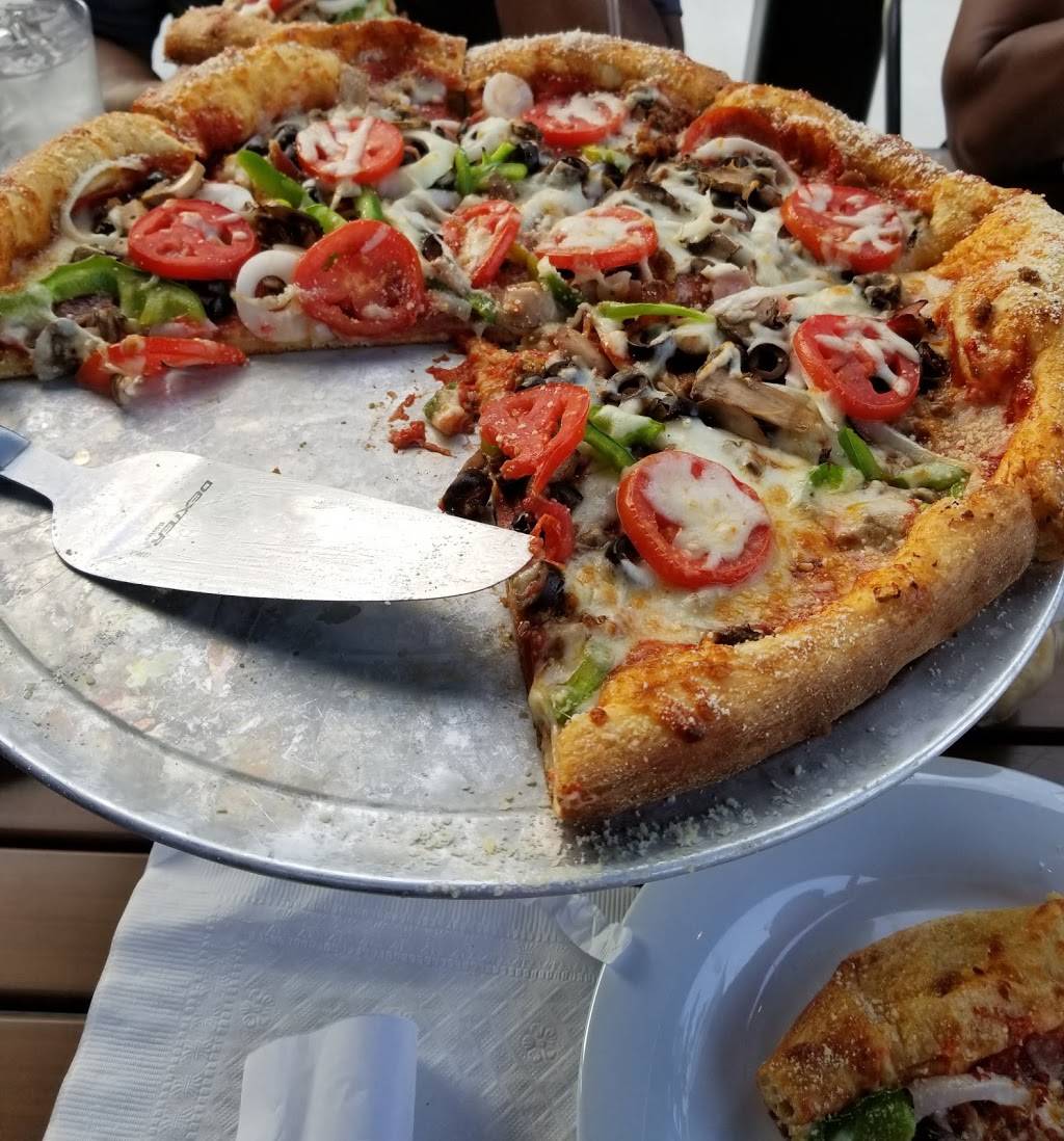 Mellow Mushroom | restaurant | 9600 Brier Creek Pkwy, Raleigh, NC 27617, USA | 9848880513 OR +1 984-888-0513