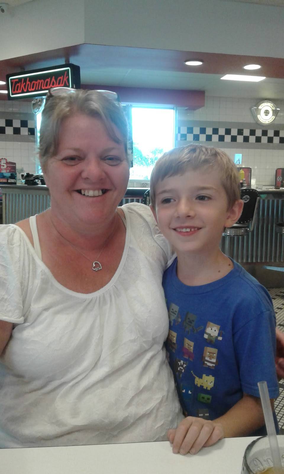 Steak n Shake | restaurant | 1960 W Morton Ave, Jacksonville, IL 62650, USA | 2172459422 OR +1 217-245-9422