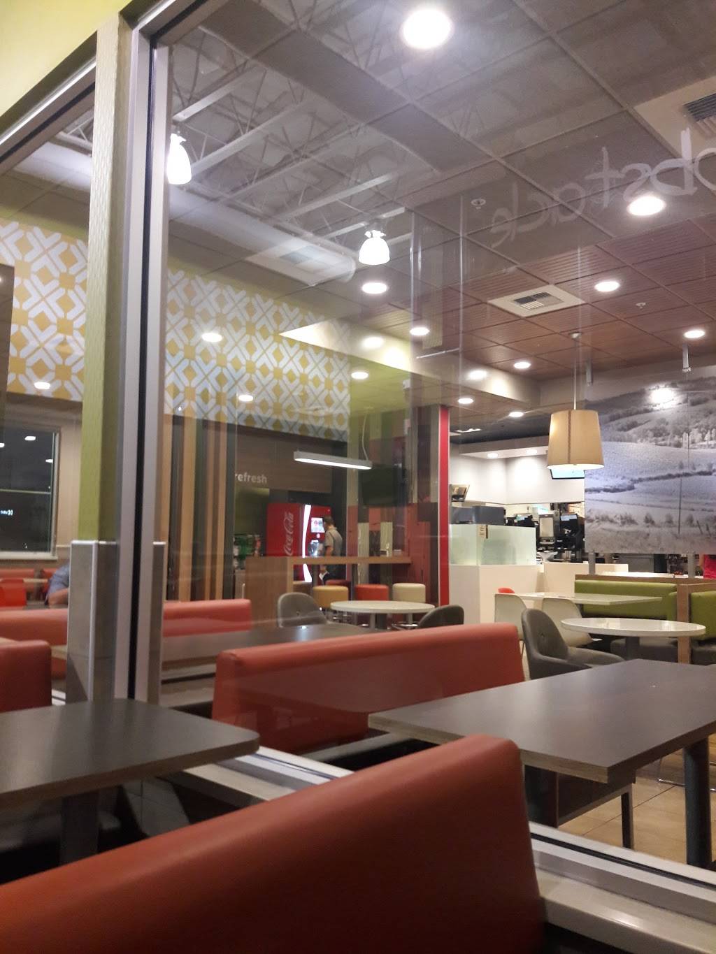 McDonalds | cafe | 1500 Mitchell Rd, Ceres, CA 95307, USA | 2095380382 OR +1 209-538-0382