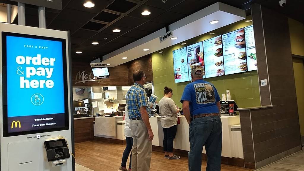 McDonalds | cafe | 3586 E Hwy #84, Blackshear, GA 31516, USA | 9124493397 OR +1 912-449-3397