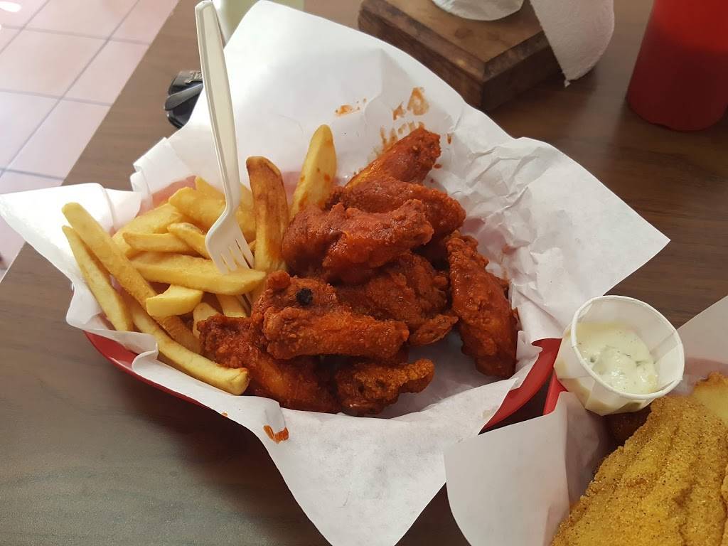 Crazy Catfish Restaurant | restaurant | 805 W Centerville Rd, Garland, TX 75041, USA | 9726825411 OR +1 972-682-5411