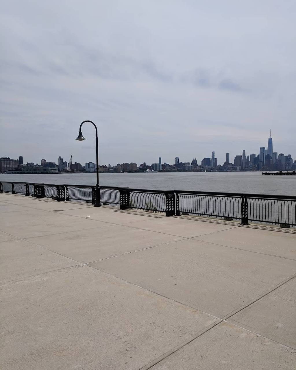 Starbucks | cafe | 314 Washington St, Hoboken, NJ 07030, USA | 2012222491 OR +1 201-222-2491