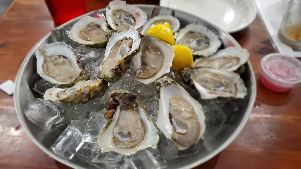Tally Fish House & Oyster Bar | restaurant | 6802 Thomasville Rd, Tallahassee, FL 32312, USA | 8509005075 OR +1 850-900-5075