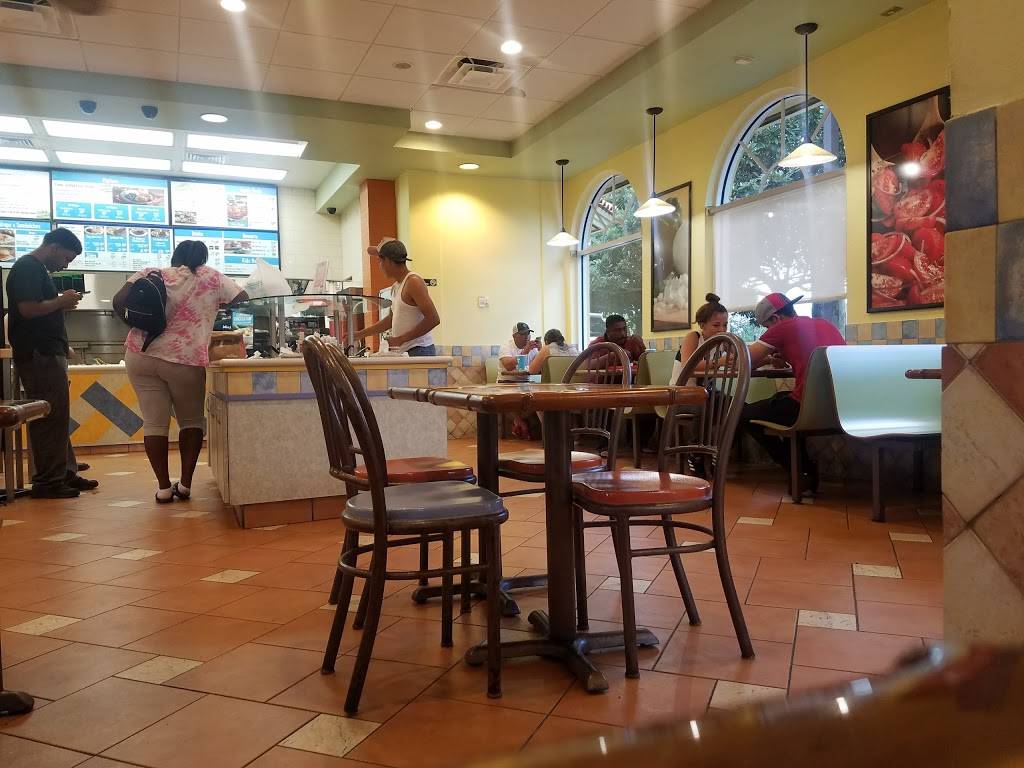 Pollo Tropical | restaurant | 300 FL-7, Plantation, FL 33317, USA | 9545873121 OR +1 954-587-3121