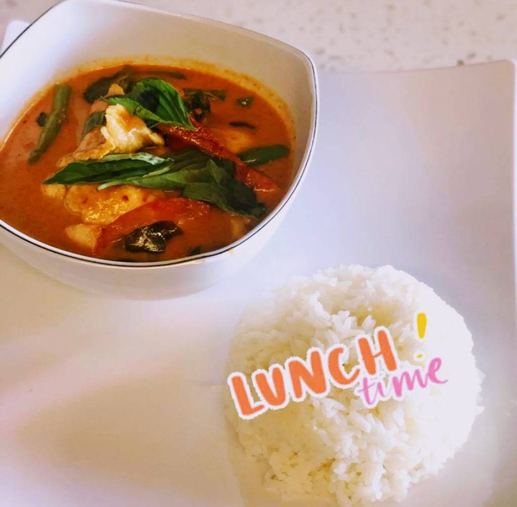 Lucky Thai Food | restaurant | 1570 Alton Rd #C, Miami Beach, FL 33139, USA | 3057638311 OR +1 305-763-8311