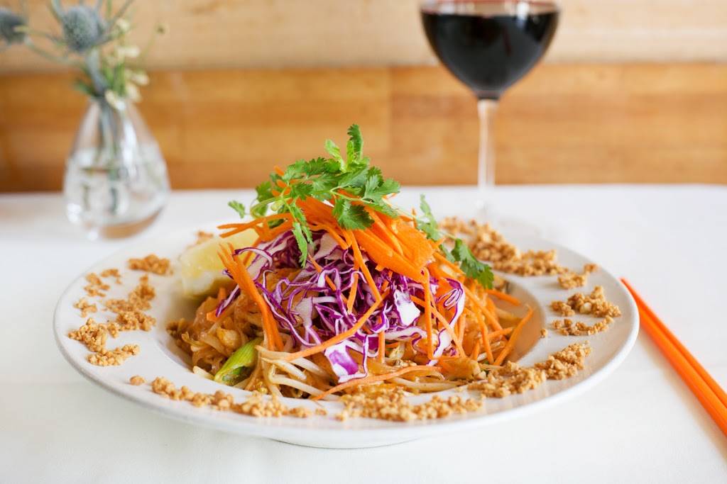 Bangkok West Thai | restaurant | 606 Santa Monica Blvd, Santa Monica, CA 90401, USA | 3103959658 OR +1 310-395-9658