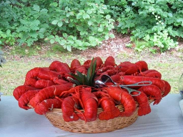 Clambakes & BBQ of Connecticut | restaurant | 148 Elizabeth St, Derby, CT 06418, USA | 2037367191 OR +1 203-736-7191